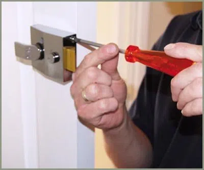 Locksmith Solution Services Lockport, IL 815-269-4336 - 68-44-11